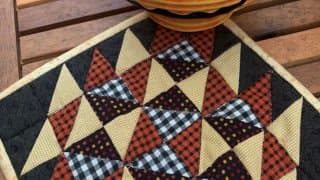 Quilting with Beth: Teeny Tiny Quilt